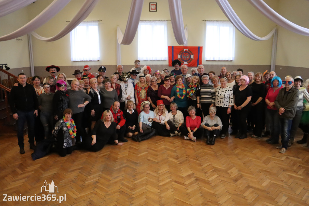 Fotorelacja: Karnawałowy Marsz Nordic Walking w Zawierciu