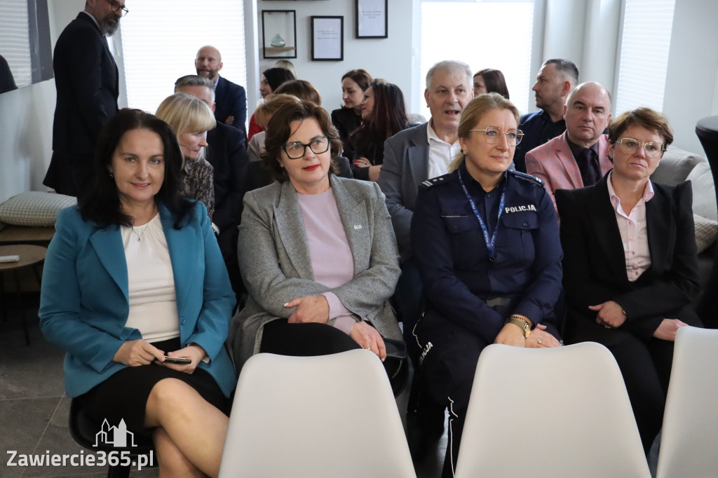 Fotorelacja: Oficjalne Otwarcie Ośrodka Kuratorskiego przy Sądzie Rejonowym w Zawierciu