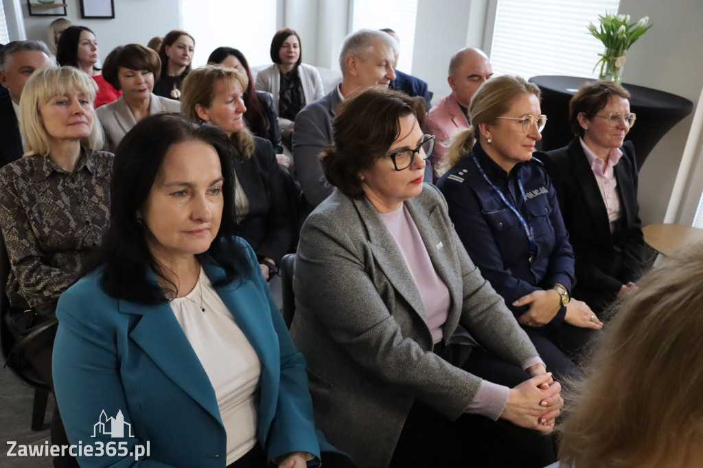 Fotorelacja: Oficjalne Otwarcie Ośrodka Kuratorskiego przy Sądzie Rejonowym w Zawierciu