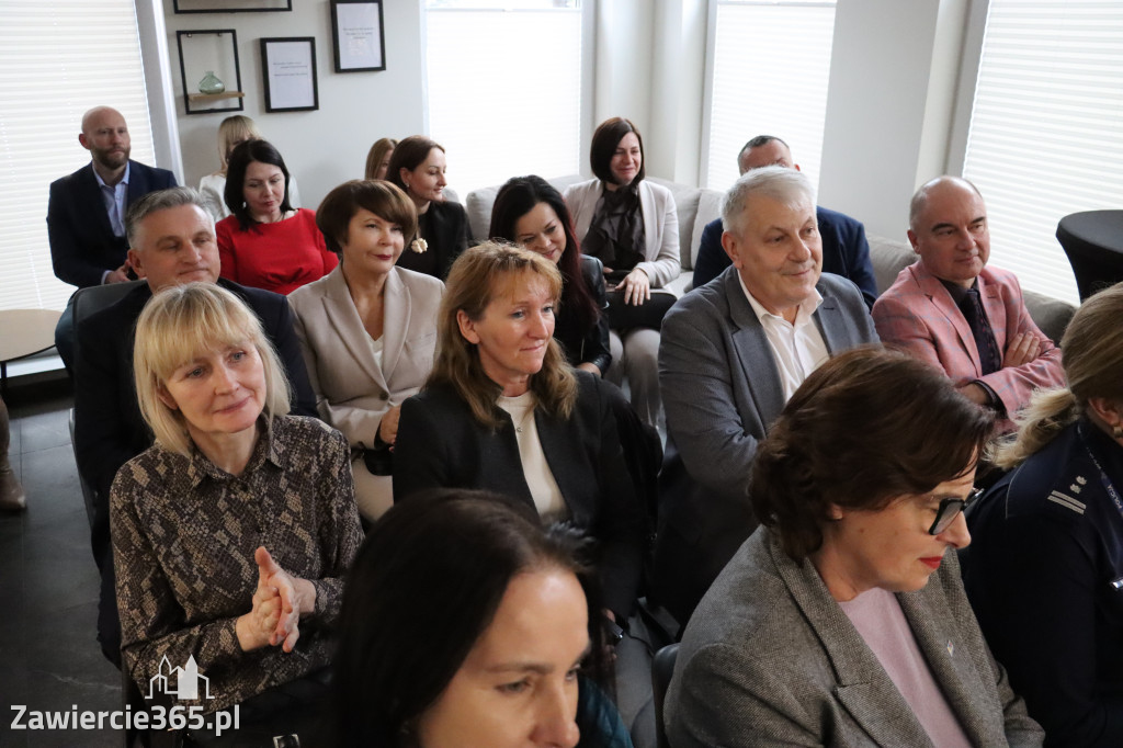 Fotorelacja: Oficjalne Otwarcie Ośrodka Kuratorskiego przy Sądzie Rejonowym w Zawierciu