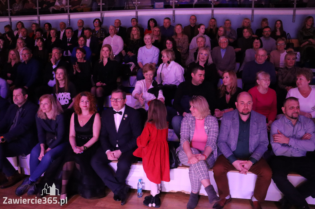 Fotorelacja II: Międzynarodowy Turniej Tańca Towarzyskiego z Iwoną Pavlović w Zawierciu