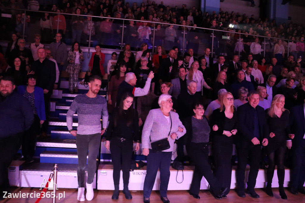 Fotorelacja II: Międzynarodowy Turniej Tańca Towarzyskiego z Iwoną Pavlović w Zawierciu