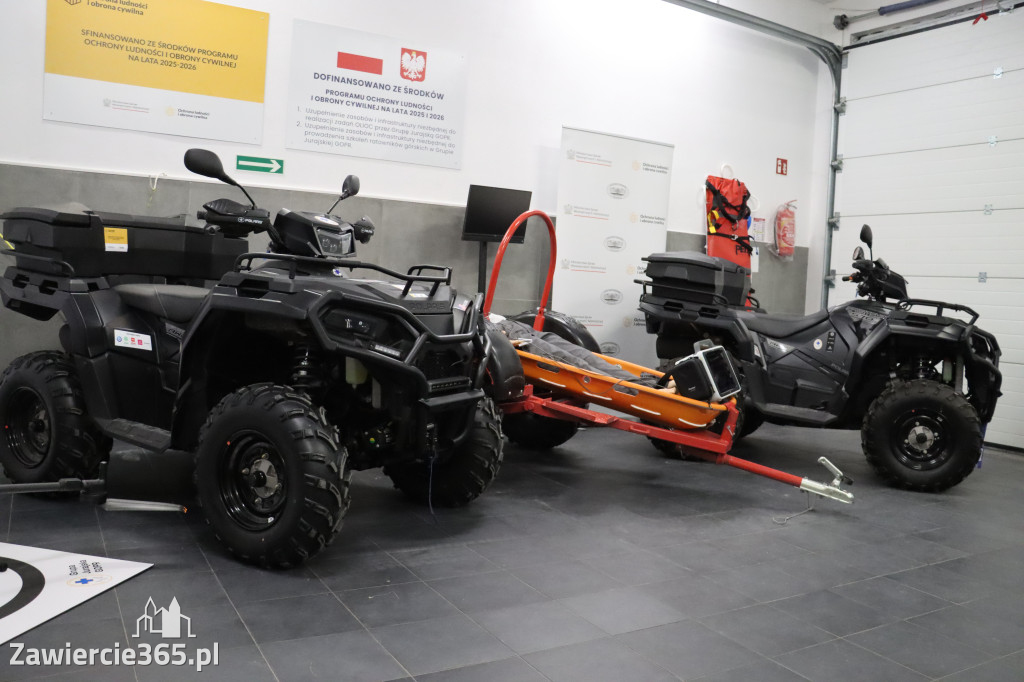 Fotorelacja: Przekazanie sprzętu dla Grupy Jurajskiej GOPR w Podlesicach gmina Kroczyce