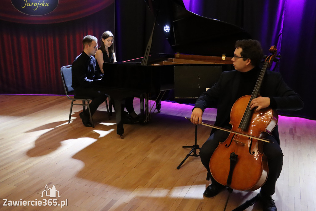 Fotorelacja: Muzyczne Pejzaże z Filharmonią Jurajską w Zawierciu