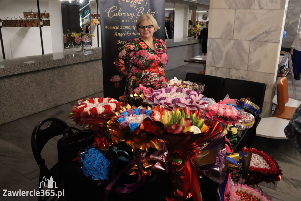 Fotorelacja: Zawierciański Dzień Kobiet w MOK Zawiercie