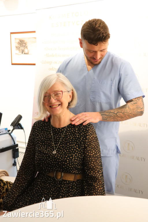 Fotorelacja: Zawierciański Dzień Kobiet w MOK Zawiercie