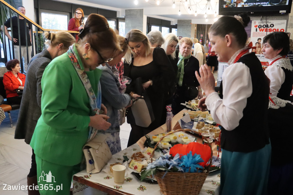 Fotorelacja: Zawierciański Dzień Kobiet w MOK Zawiercie