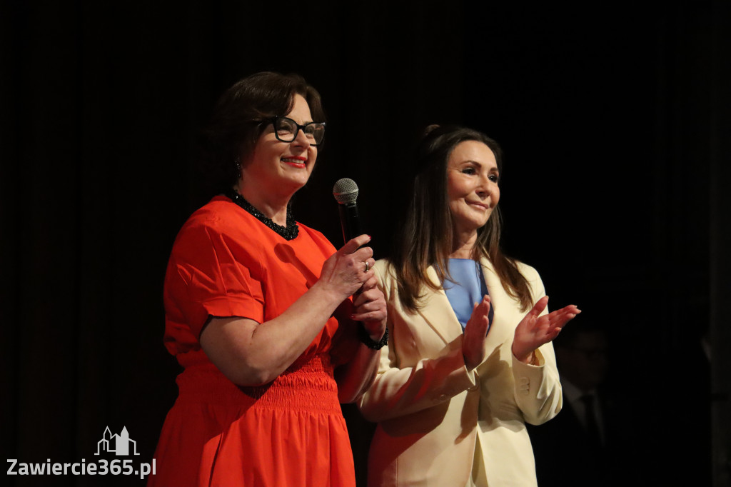 Fotorelacja: Zawierciański Dzień Kobiet w MOK Zawiercie