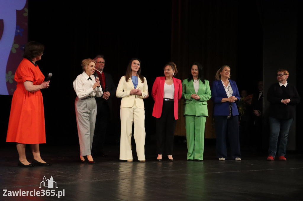 Fotorelacja: Zawierciański Dzień Kobiet w MOK Zawiercie