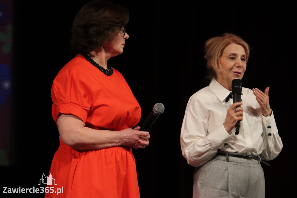 Fotorelacja: Zawierciański Dzień Kobiet w MOK Zawiercie