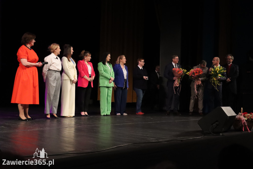 Fotorelacja: Zawierciański Dzień Kobiet w MOK Zawiercie