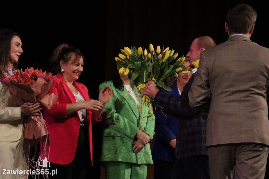Fotorelacja: Zawierciański Dzień Kobiet w MOK Zawiercie