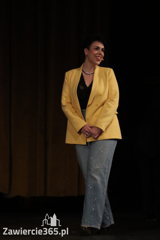 Fotorelacja: Zawierciański Dzień Kobiet w MOK Zawiercie