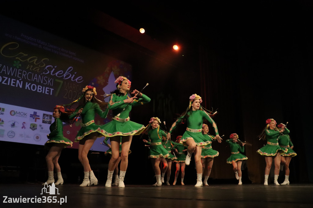 Fotorelacja: Zawierciański Dzień Kobiet w MOK Zawiercie