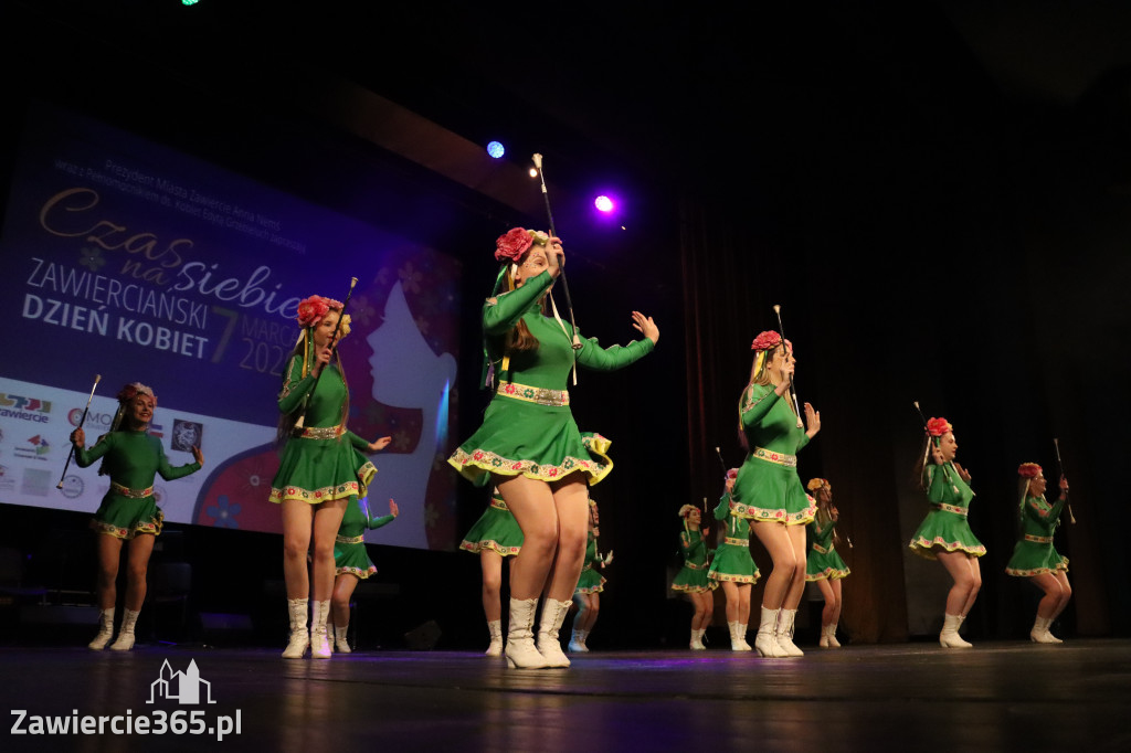 Fotorelacja: Zawierciański Dzień Kobiet w MOK Zawiercie