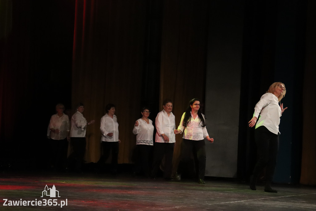 Fotorelacja: Zawierciański Dzień Kobiet w MOK Zawiercie