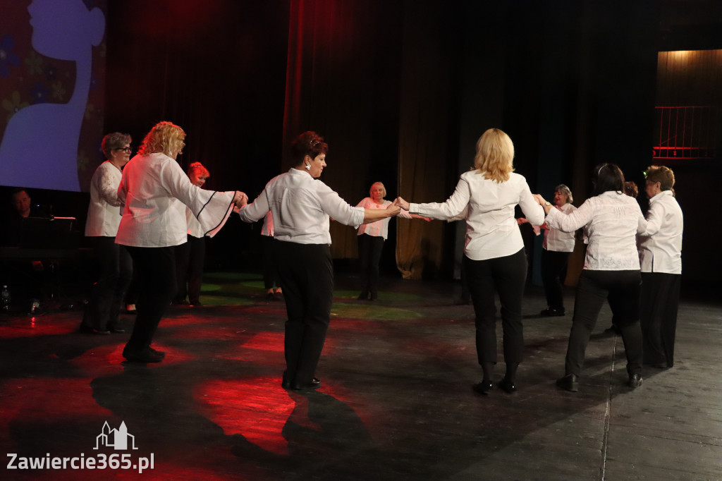 Fotorelacja: Zawierciański Dzień Kobiet w MOK Zawiercie