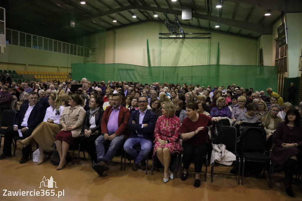 Fotorelacja: Koncert z okazji Dnia Kobiet w Kroczycach