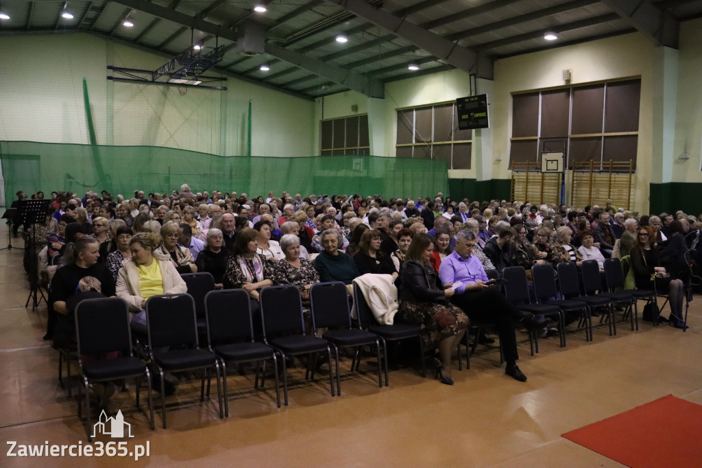 Fotorelacja: Koncert z okazji Dnia Kobiet w Kroczycach