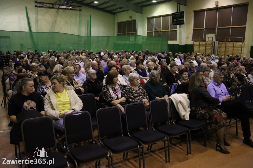 Fotorelacja: Koncert z okazji Dnia Kobiet w Kroczycach