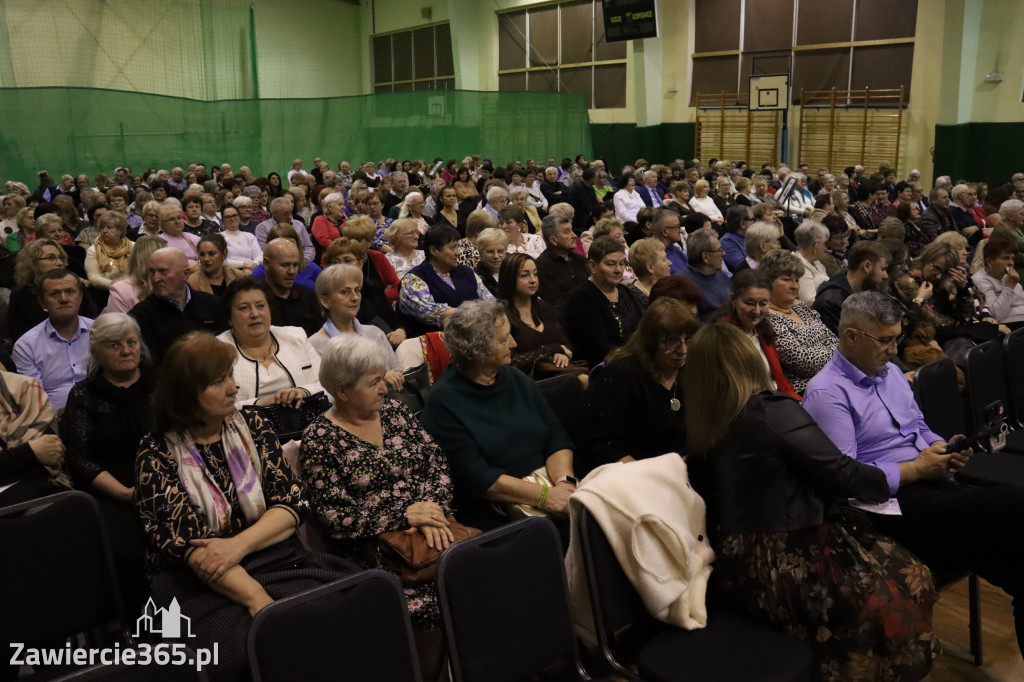 Fotorelacja: Koncert z okazji Dnia Kobiet w Kroczycach