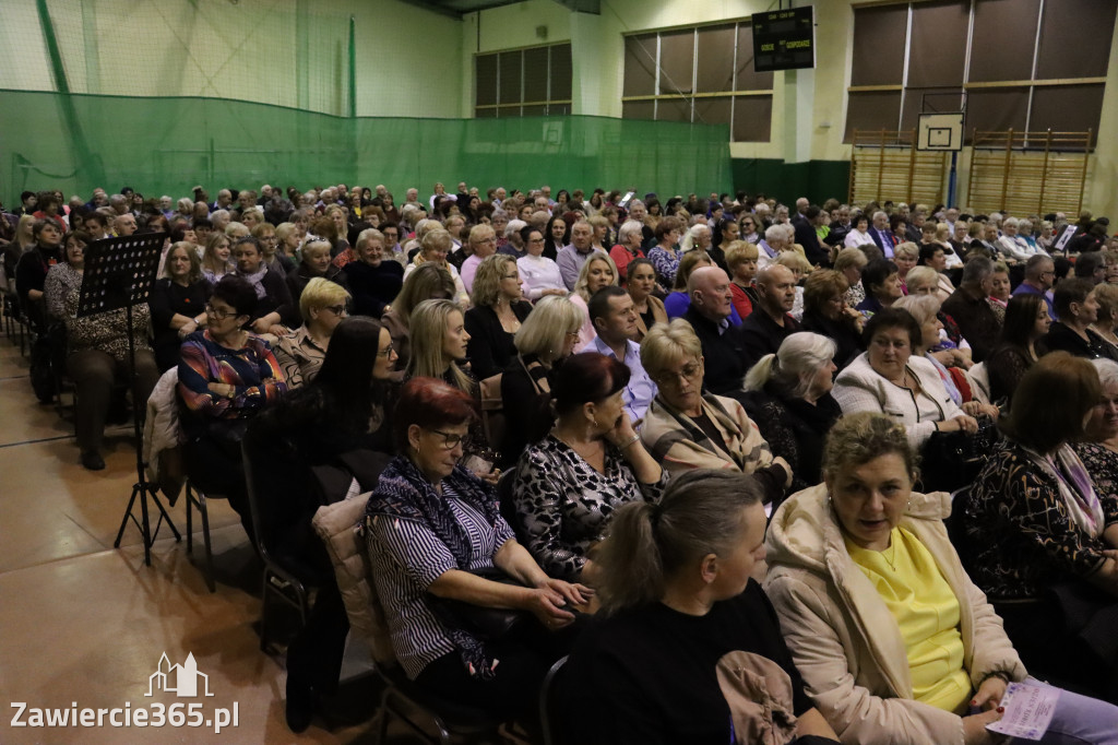 Fotorelacja: Koncert z okazji Dnia Kobiet w Kroczycach