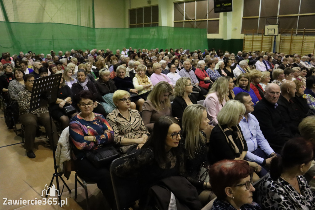 Fotorelacja: Koncert z okazji Dnia Kobiet w Kroczycach