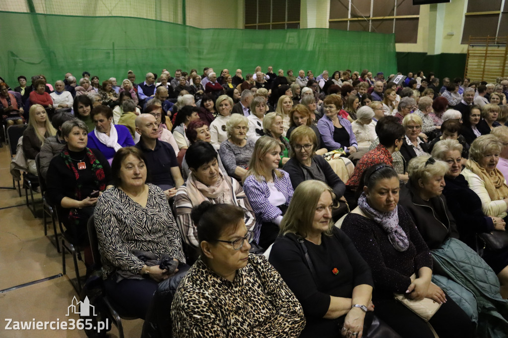 Fotorelacja: Koncert z okazji Dnia Kobiet w Kroczycach
