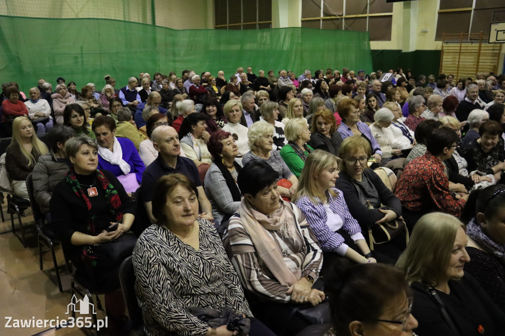 Fotorelacja: Koncert z okazji Dnia Kobiet w Kroczycach