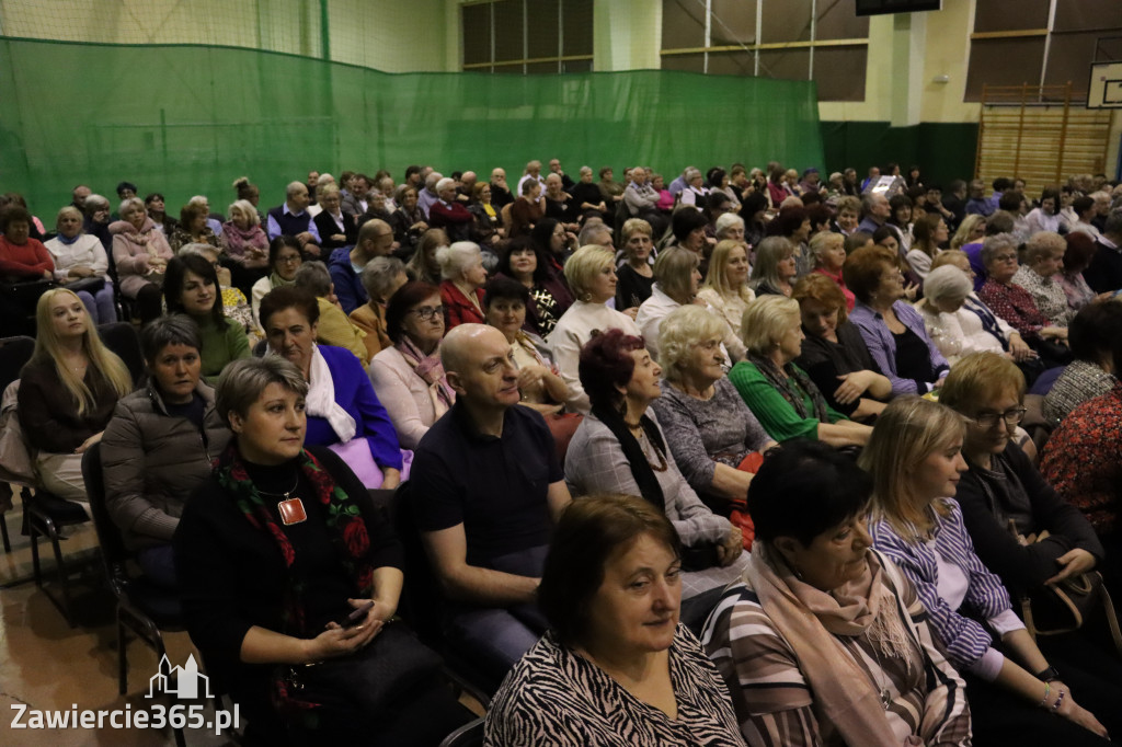 Fotorelacja: Koncert z okazji Dnia Kobiet w Kroczycach