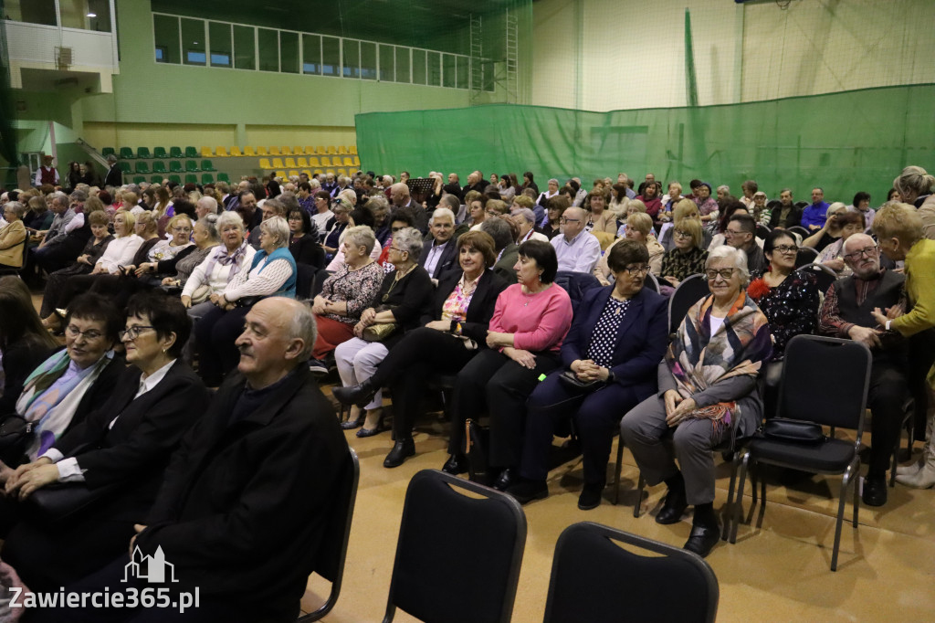 Fotorelacja: Koncert z okazji Dnia Kobiet w Kroczycach