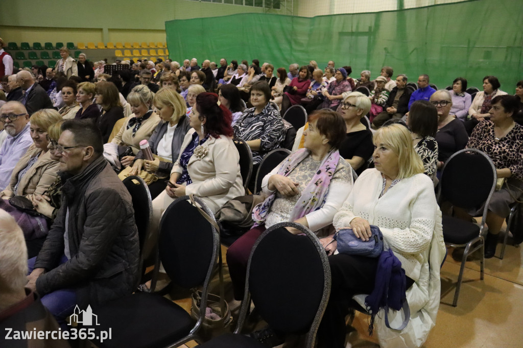Fotorelacja: Koncert z okazji Dnia Kobiet w Kroczycach