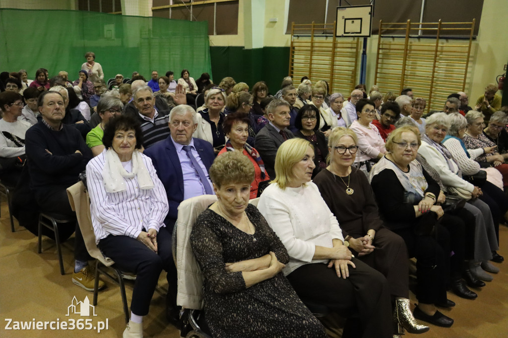 Fotorelacja: Koncert z okazji Dnia Kobiet w Kroczycach