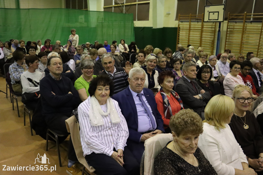 Fotorelacja: Koncert z okazji Dnia Kobiet w Kroczycach