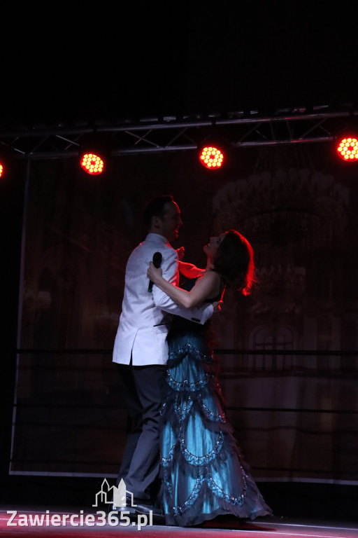 Fotorelacja: Koncert z okazji Dnia Kobiet w Kroczycach