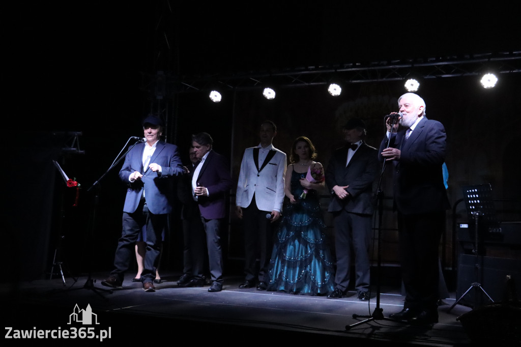 Fotorelacja: Koncert z okazji Dnia Kobiet w Kroczycach