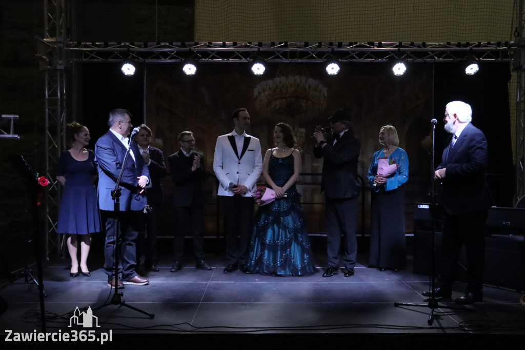 Fotorelacja: Koncert z okazji Dnia Kobiet w Kroczycach