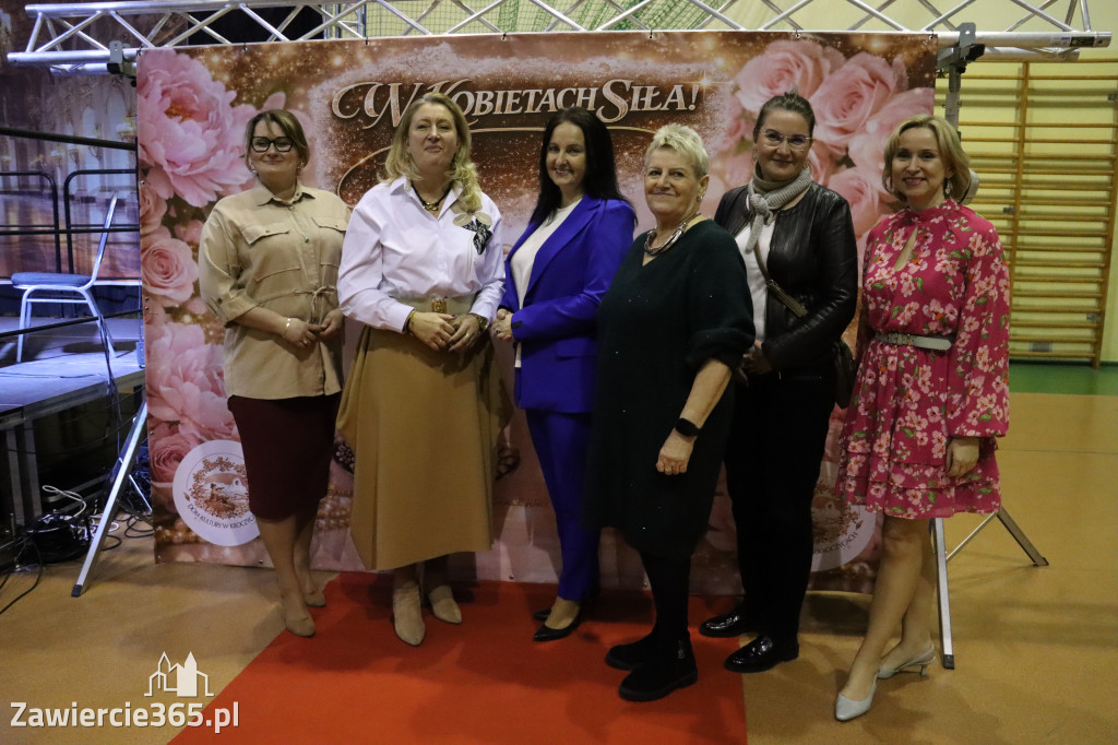 Fotorelacja: Koncert z okazji Dnia Kobiet w Kroczycach