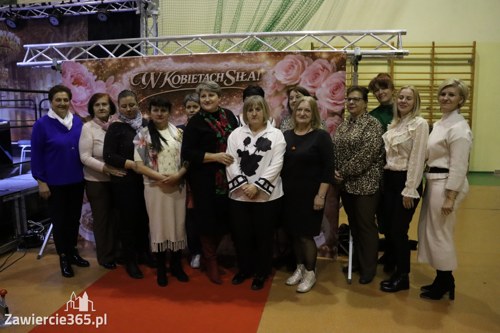 Fotorelacja: Koncert z okazji Dnia Kobiet w Kroczycach