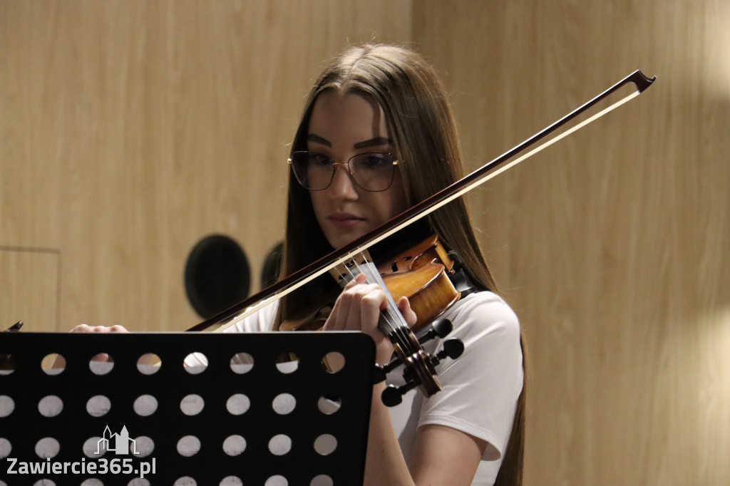 Fotorelacja: Otwarcie sali kameralnej Szkoły Muzycznej w Zawierciu