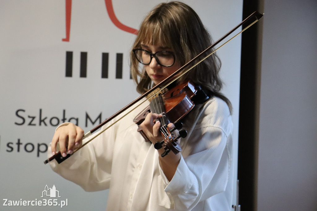 Fotorelacja: Otwarcie sali kameralnej Szkoły Muzycznej w Zawierciu