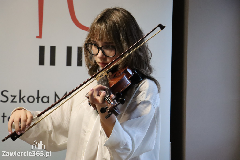 Fotorelacja: Otwarcie sali kameralnej Szkoły Muzycznej w Zawierciu