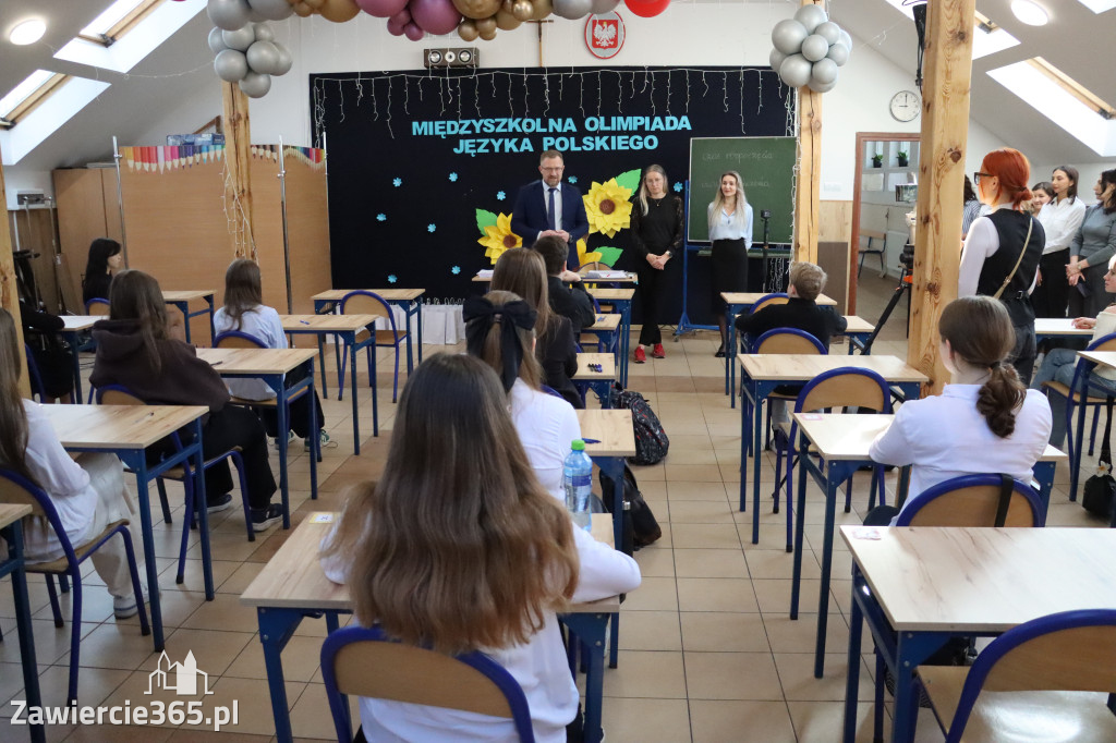Fotorelacja: Olimpiada Języka Polskiego organizowana przez nasze KLO w Zawierciu