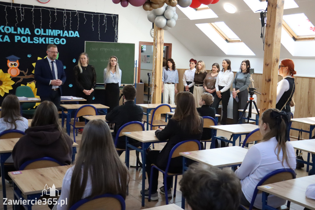 Fotorelacja: Olimpiada Języka Polskiego organizowana przez nasze KLO w Zawierciu