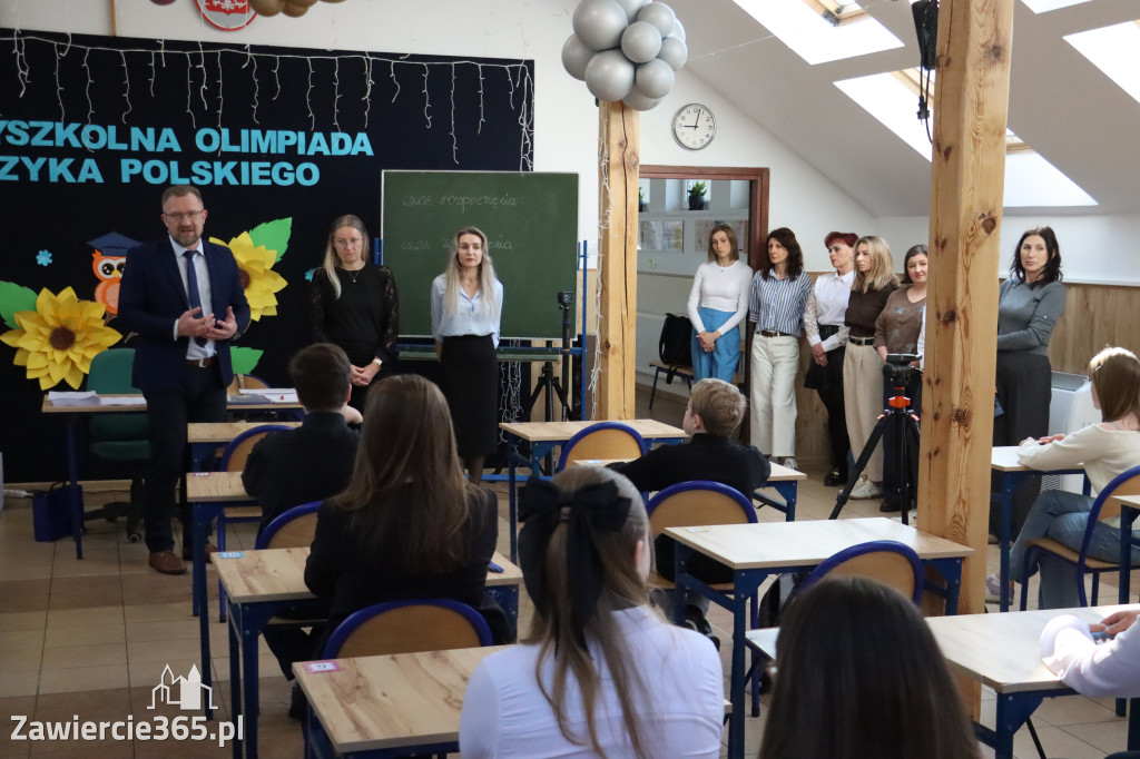 Fotorelacja: Olimpiada Języka Polskiego organizowana przez nasze KLO w Zawierciu