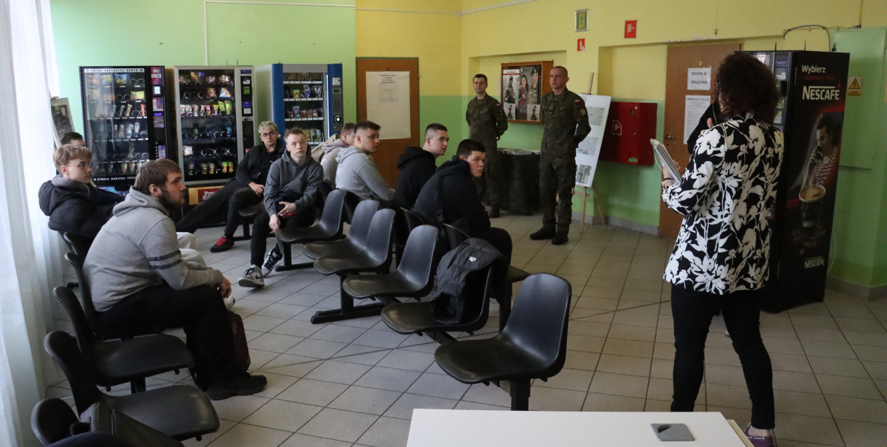 Fotorelacja: Rozpoczęcie kwalifikacji wojskowej w Powiecie Zawierciańskim