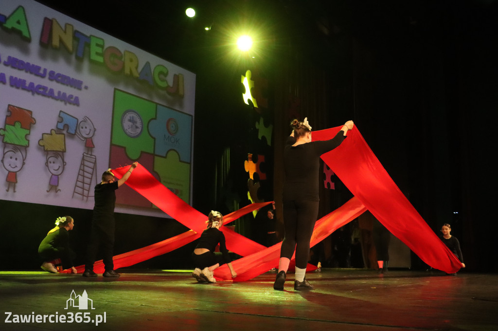 Fotorelacja I: GALA INTEGRACJI zorganizowana przez Szkoła Podstawowa nr 4 w Zawierciu