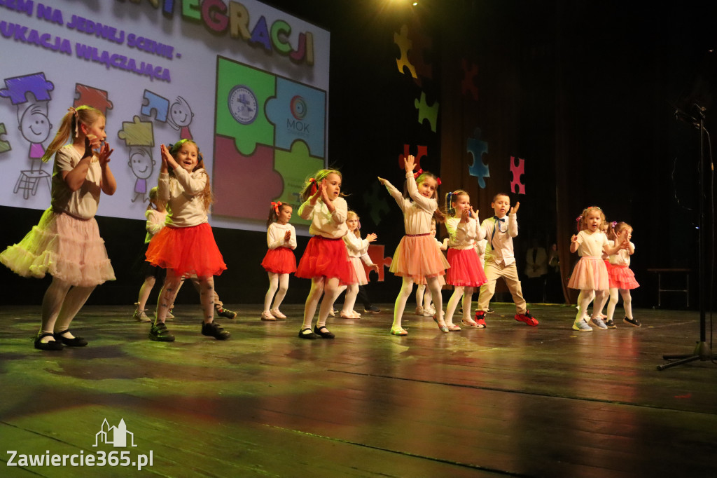 Fotorelacja I: GALA INTEGRACJI zorganizowana przez Szkoła Podstawowa nr 4 w Zawierciu