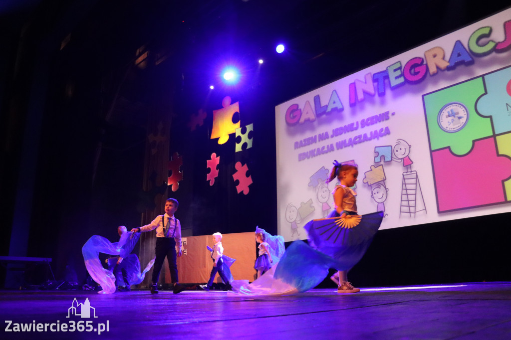 Fotorelacja I: GALA INTEGRACJI zorganizowana przez Szkoła Podstawowa nr 4 w Zawierciu