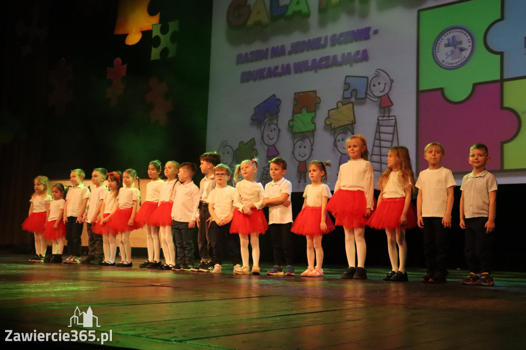 Fotorelacja I: GALA INTEGRACJI zorganizowana przez Szkoła Podstawowa nr 4 w Zawierciu